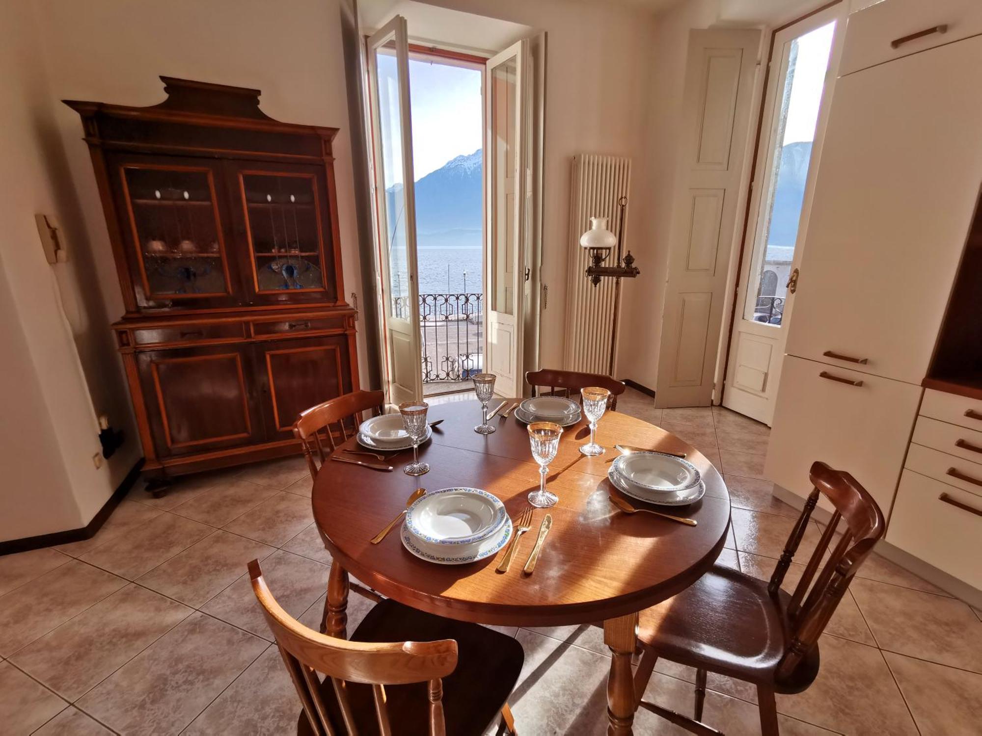Elegant Historic Large House On Lake Como Apartment Gravedona Bilik gambar