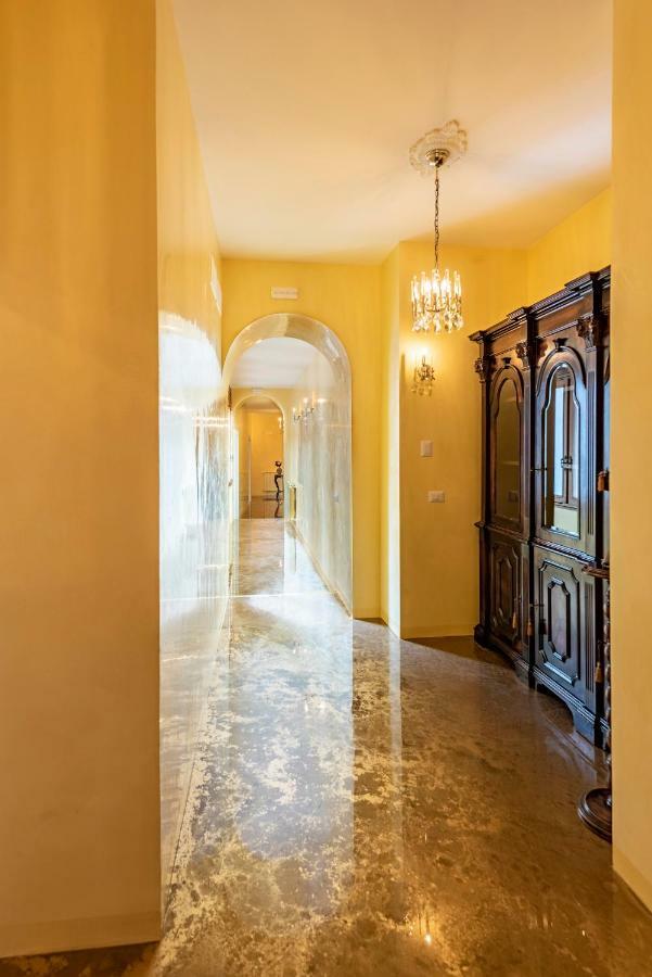 Elegant Historic Large House On Lake Como Apartment Gravedona Luaran gambar