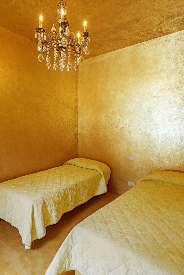Elegant Historic Large House On Lake Como Apartment Gravedona Luaran gambar